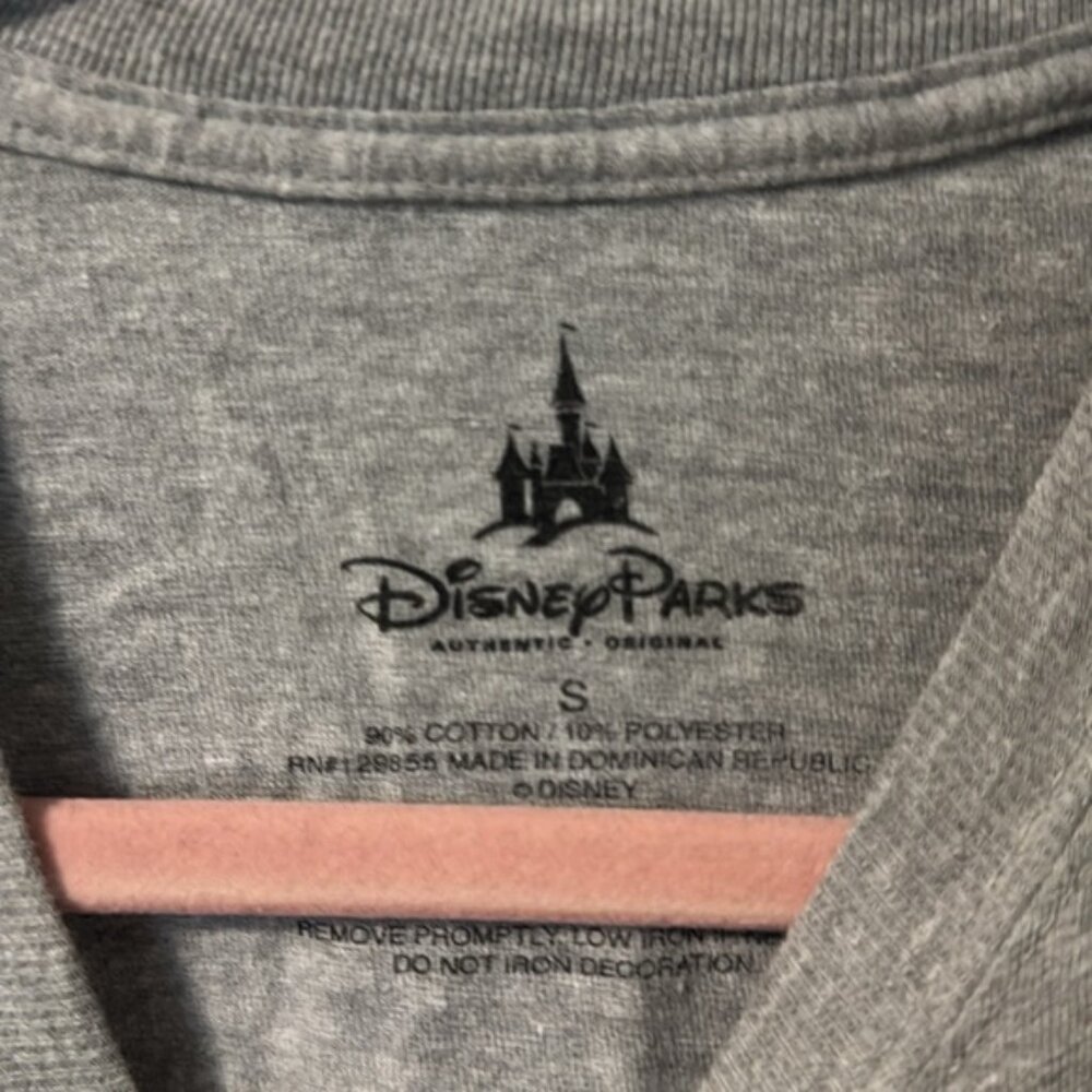 Disney Parks Sweet short sleeve shirt men s size small - Picture 4 of 5